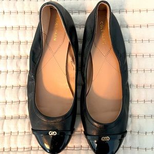 Lightly worn black Cole Haan Flats